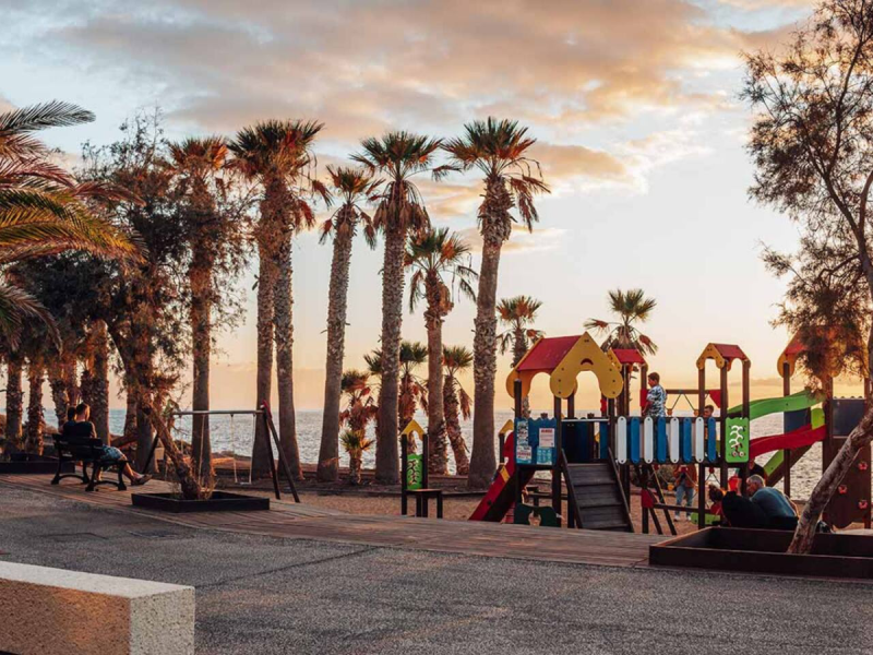 Colourful and Cozy 2BR in Alcala | Family Apartment