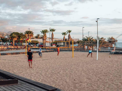 Colourful and Cozy 2BR in Alcala | Family Apartment