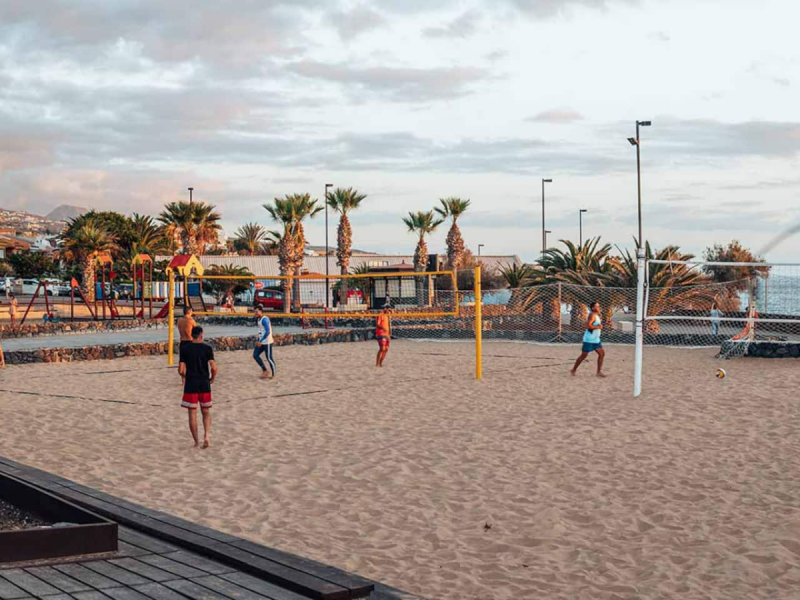 Colourful and Cozy 2BR in Alcala | Family Apartment