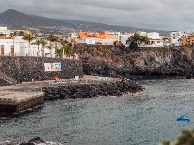 Colourful and Cozy 2BR in Alcala | Family Apartment