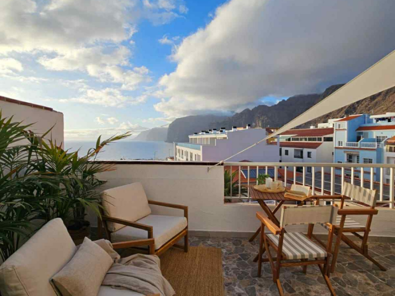 Sunset Oasis of Los Gigantes | 1B Apartment | Tenerife