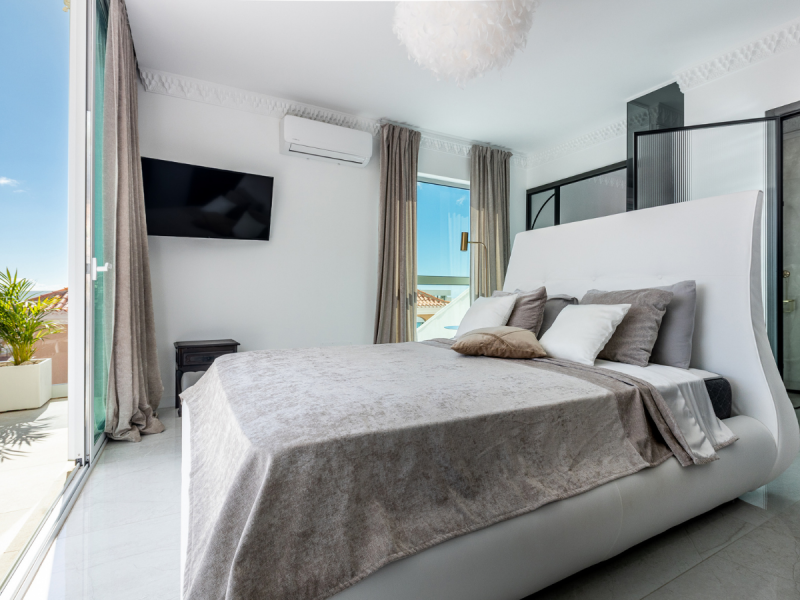 New and Luxurious Villa Los Olivos | Adeje | Tenerife