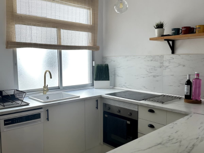 Bright & Central Stay- Steps from the Ocean | El Medano