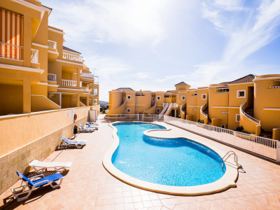 Ocean Breeze Apartment with Great Terrace | Del Duque