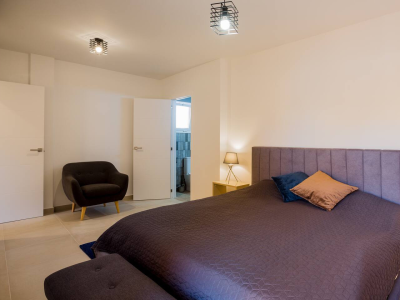 Ocean Breeze Apartment with Great Terrace | Del Duque