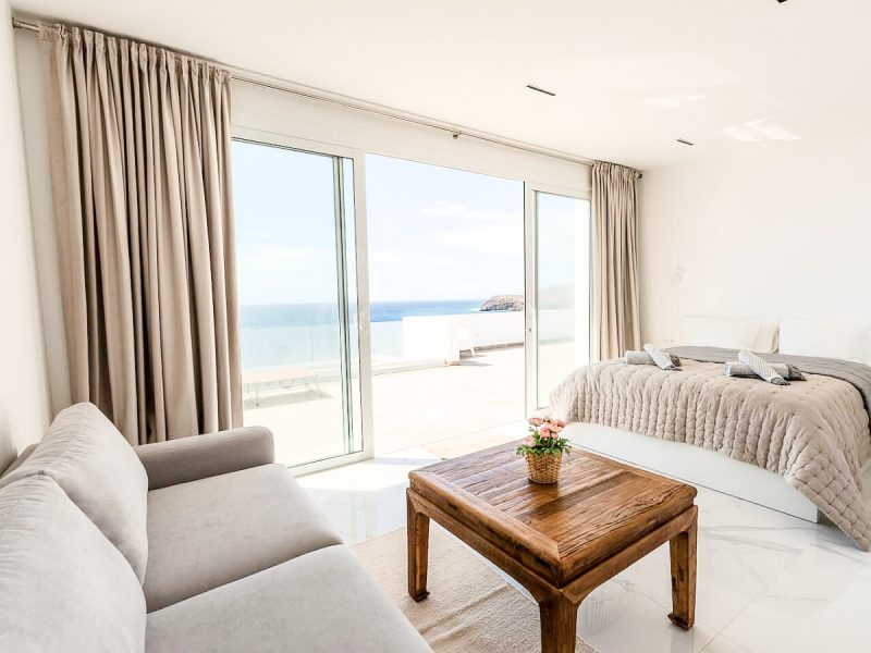 Villa Bianca | Luxury Oceanfront Villa with Private Studio | Callao Salvaje