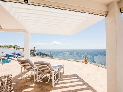 Villa Bianca | Luxury Oceanfront Villa with Private Studio | Callao Salvaje