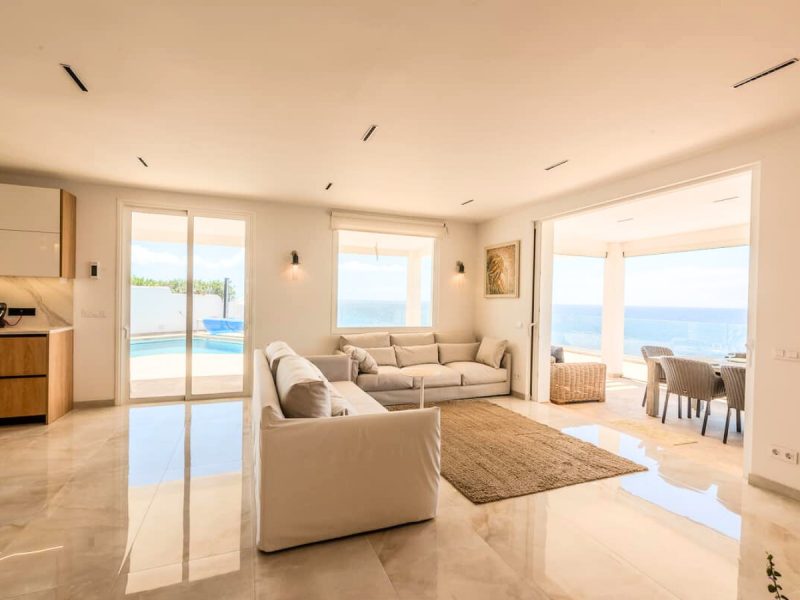 Villa Bianca | Luxury Oceanfront Villa with Private Studio | Callao Salvaje