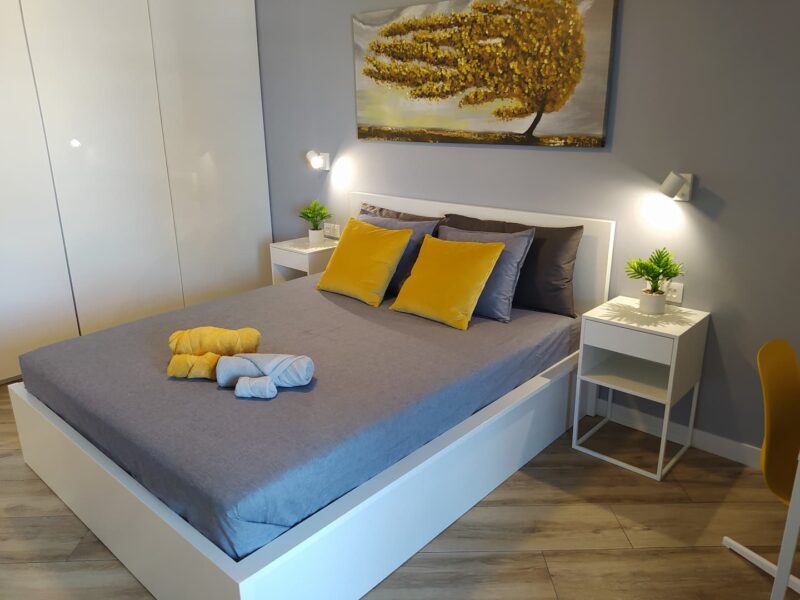 Ocean & Pool Views Sunflower Apt, Puerto Santiago | 1B | Tenerife