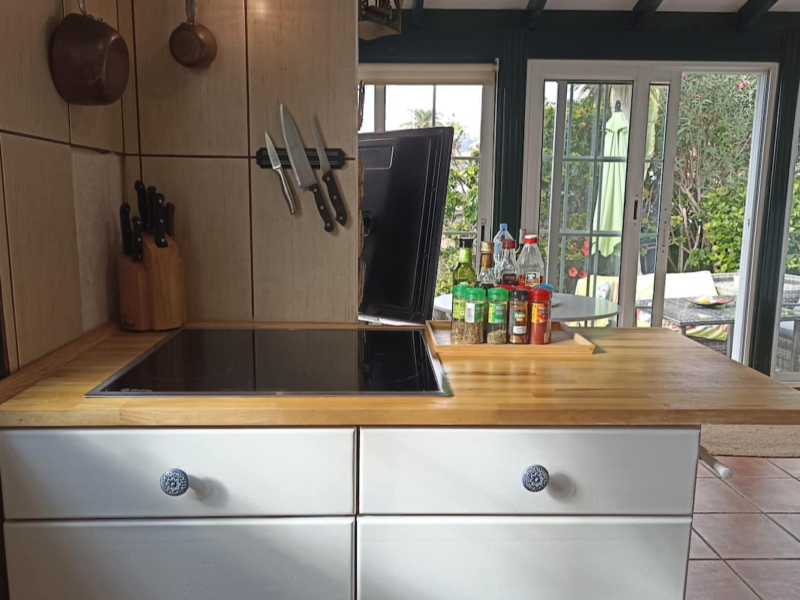 Cozy Canarian Bungalow with Garden & AirCon | 2B | Los Gigantes