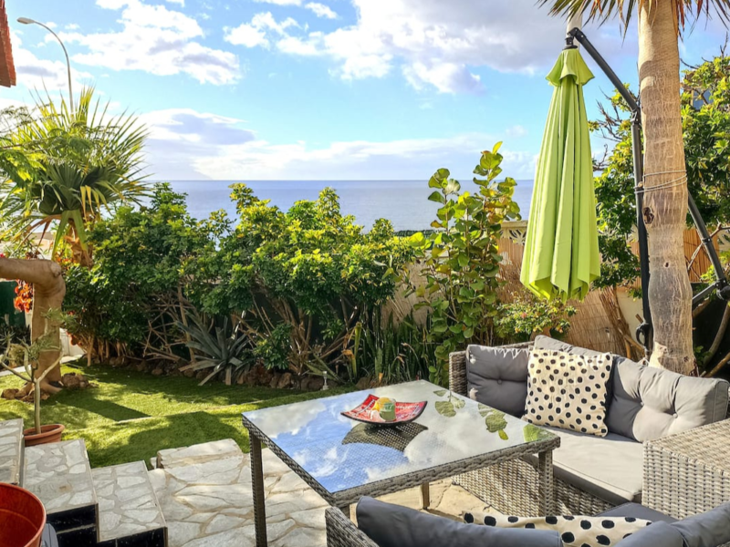 Cozy Canarian Bungalow with Garden & AirCon | 2B | Los Gigantes