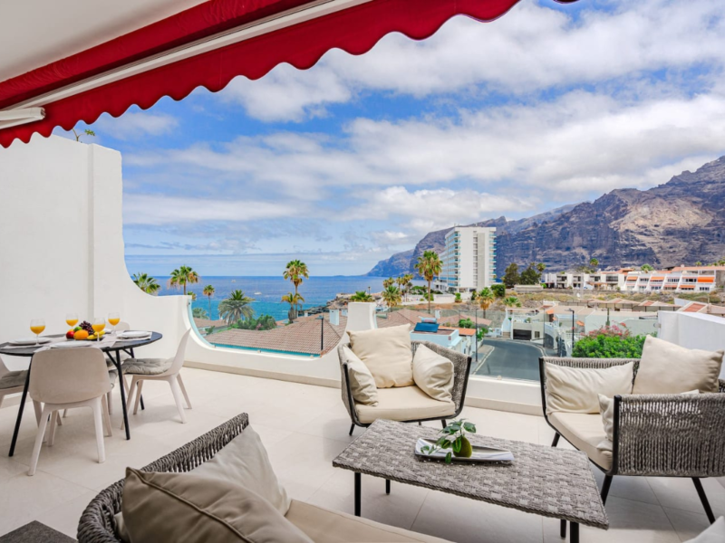 Medusa. Modern & New, Stunning View Holiday Home | 2B | Los Gigantes