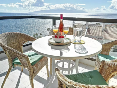 Oceanfront apartment in charming Puerto Santiago | 1 bedroom apartment