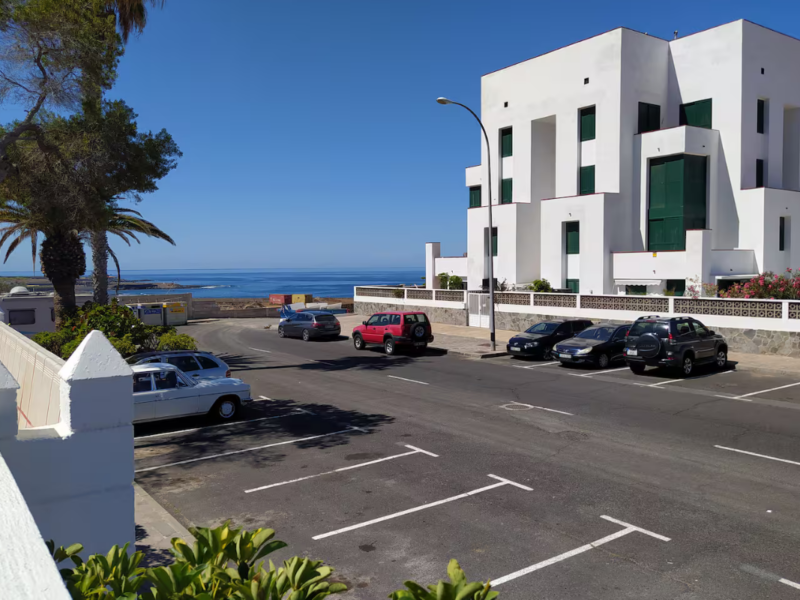 Ocean & Pool Views Turquoise Apt, Puerto Santiago | 1B | Tenerife