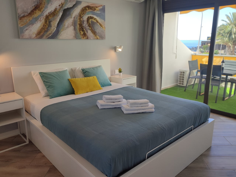 Ocean & Pool Views Turquoise Apt, Puerto Santiago | 1B | Tenerife